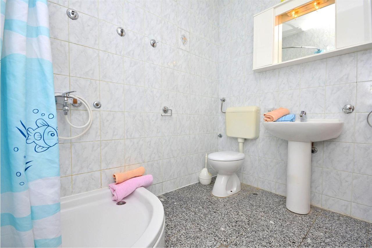 Apartments Miljenka Водице Екстер'єр фото