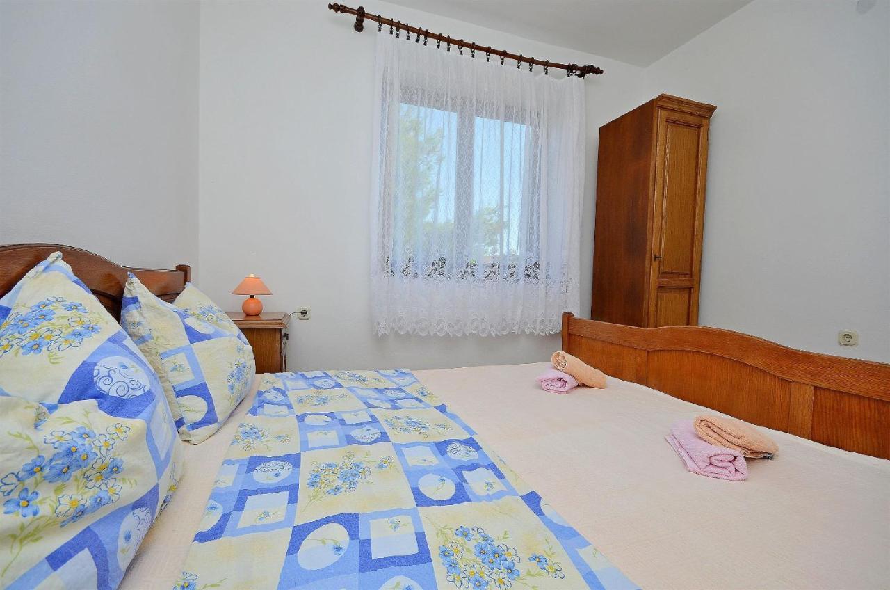 Apartments Miljenka Водице Екстер'єр фото
