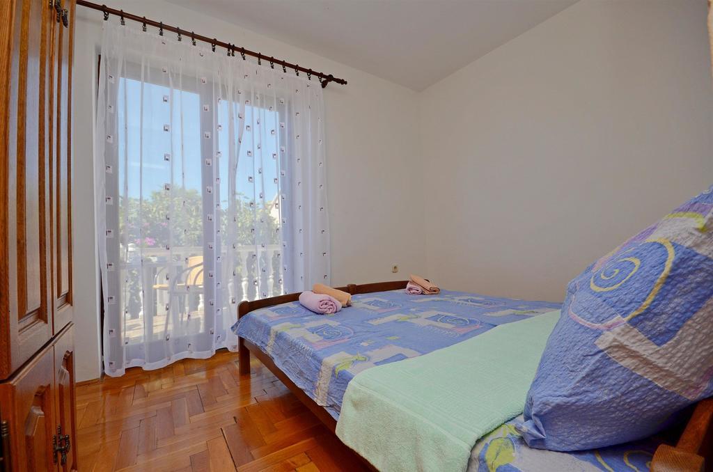 Apartments Miljenka Водице Екстер'єр фото